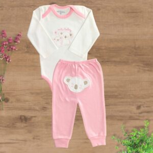 Conjunto Longo Suedini sem Pezinhos Coala Rosa