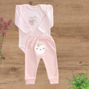 Conjunto Longo Suedini sem Pezinhos Maçã