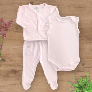 Conjunto Pagão Três Peças com Pezinhos Fechados Girafinha