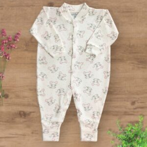 Macacão Suedini com Zíper e Pezinho Reversível Estampado Ratinha